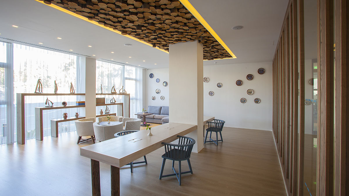 Cavo Maris Beach Hotel